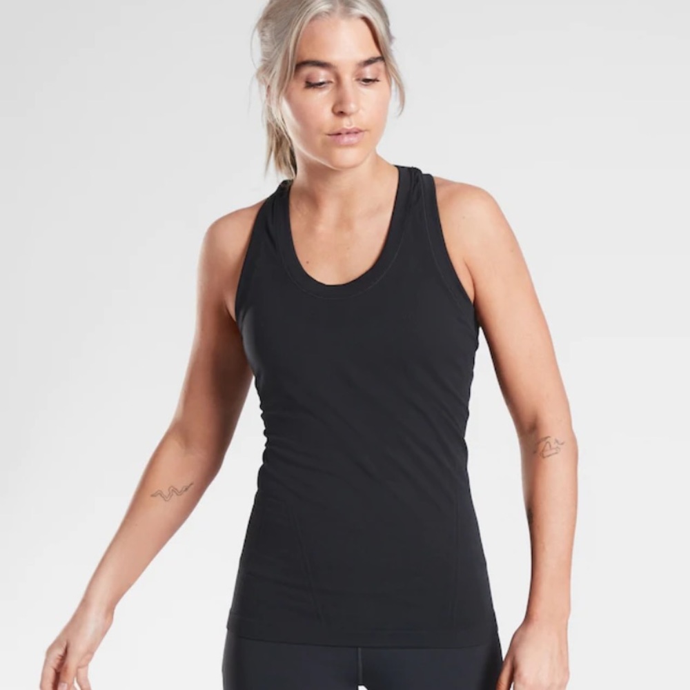 Athleta Momentum Tank